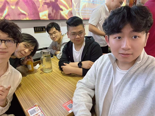 正在扎堆改变世界新葡京辍学的00后(图5)