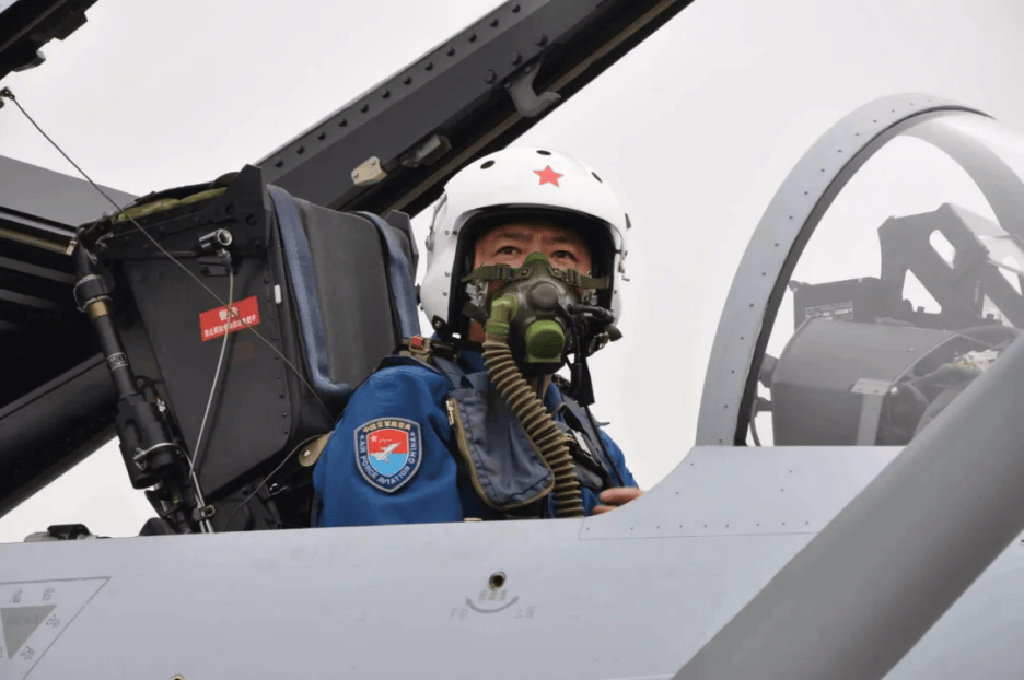 说《太空之城反击》？太空之城反击澳门新葡京有多少名人点评过科幻小(图5)