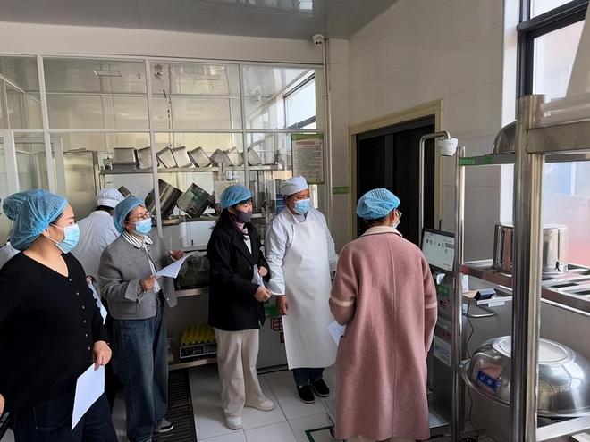 长还挤破头想送？老园长一番话解惑了新葡京博彩公立幼儿园啥都不教为何家(图3)